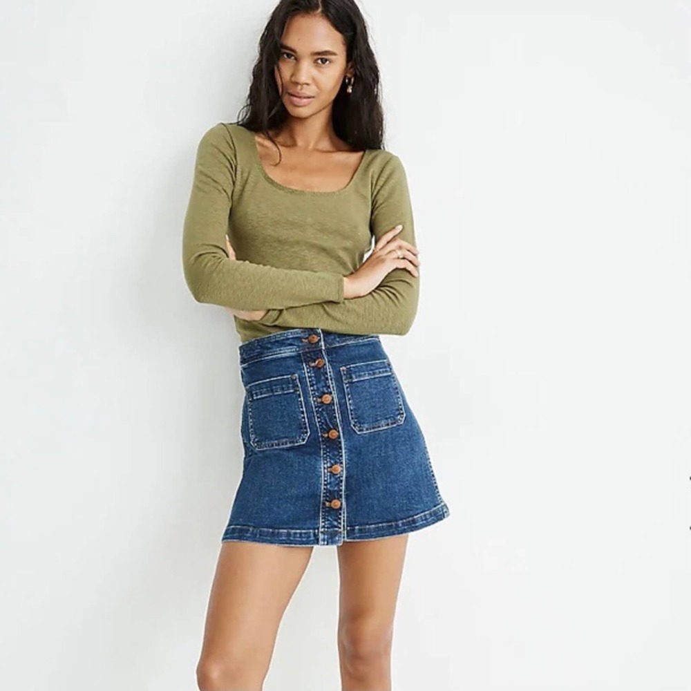 Madewell Stretch Denim A-Line Mini Skirt in Salisbury Wash: Patch Pocket Edition